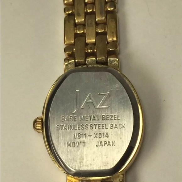 JAZ Mickey Mouse Oval Faced Watch not tested - Picture 4 of 6